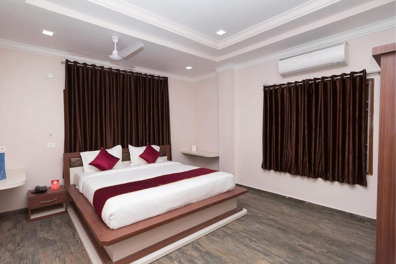 Hotel Aashiyana Kāhārpāra Kültér fotó