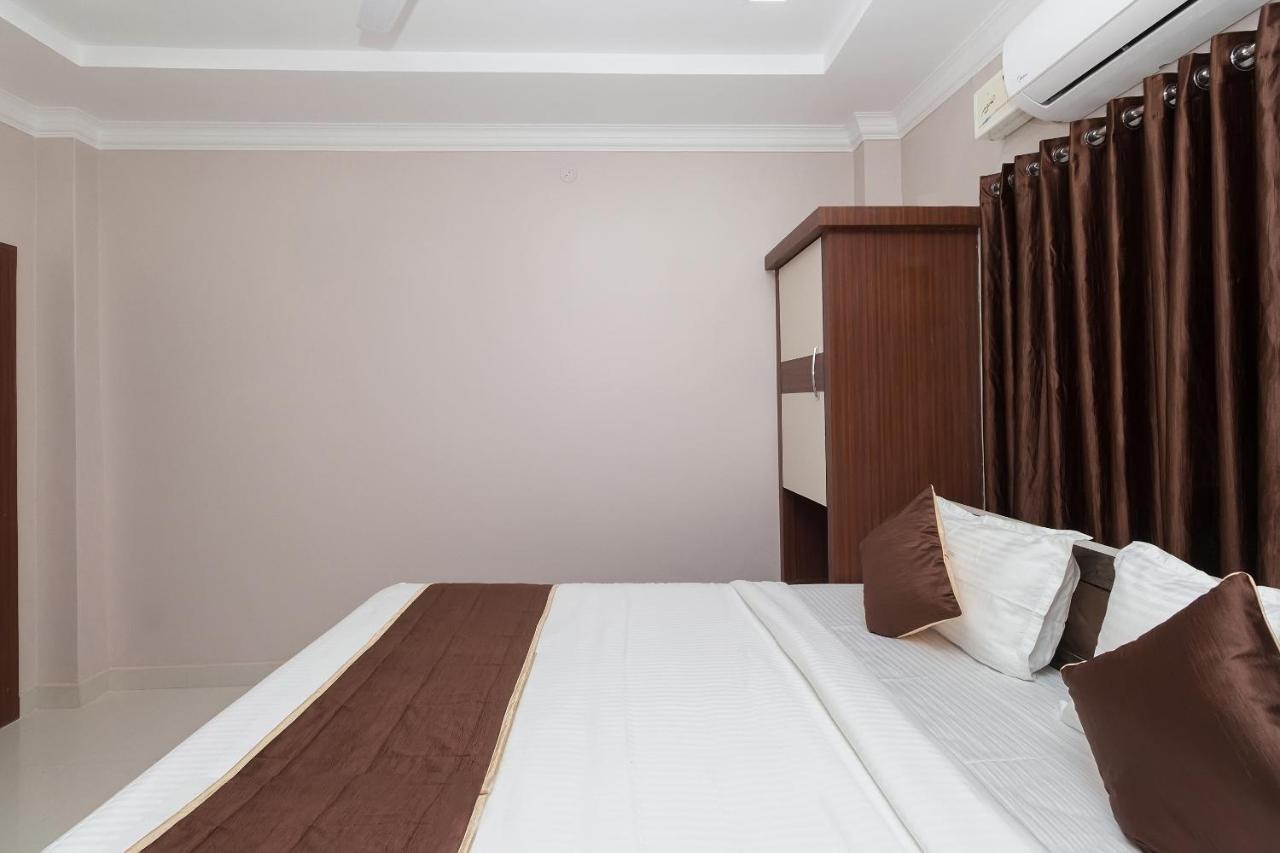 Hotel Aashiyana Kāhārpāra Kültér fotó
